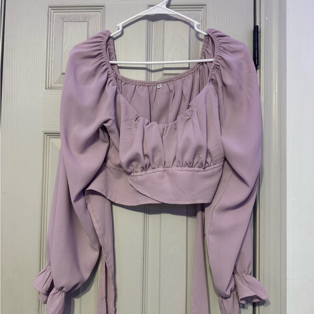 Lilac Long-Sleeve Ruched Crop Top - Women
